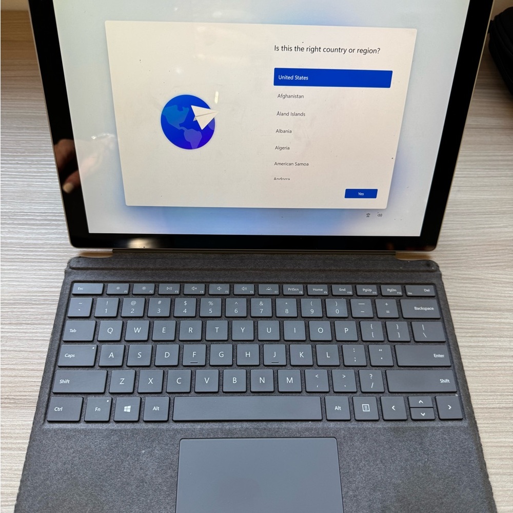 Microsoft Surface Pro 7 laptop computer with Gray Keyboard & Pen Stylet